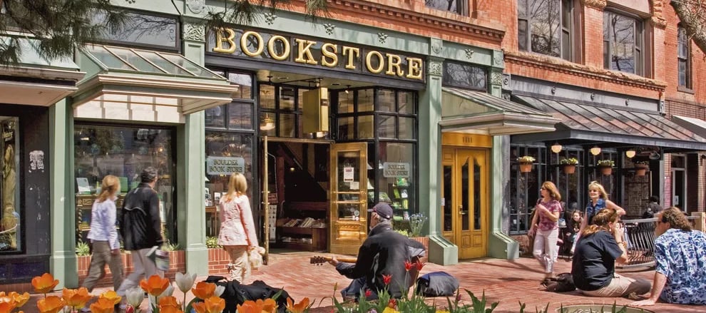 Bookstore1_54_990x660.jpg