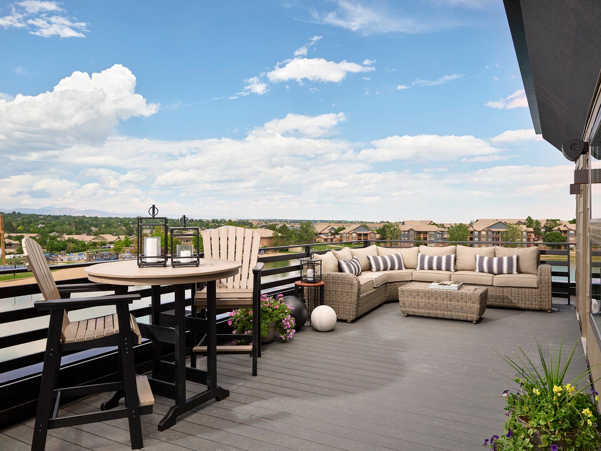 Koelbel_Montmere_Rooftop Patio