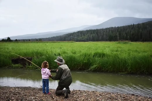 NPS-Photo_Park-Ranger-with-child-Fishing-on-Colorado-River.jpg-2